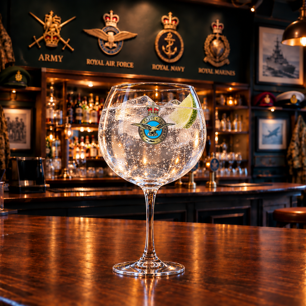 RAF Per ardua ad astra - Gin Glass | The Crafty Black Dog - Gin Glass | The Crafty Black Dog