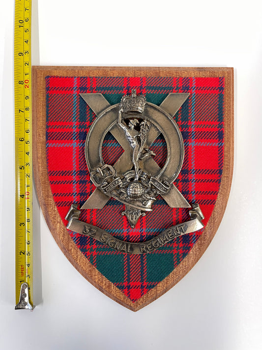 32nd Signals Regiment – Shield Wall Plaque