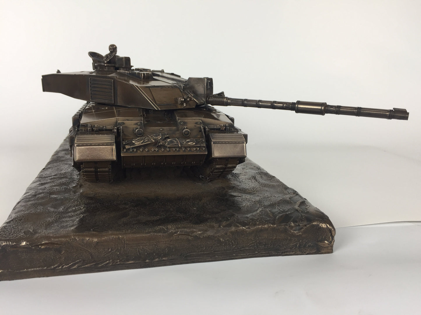 Challenger 2 Desertised Main Battle Tank Cold Cast Bronze Statue