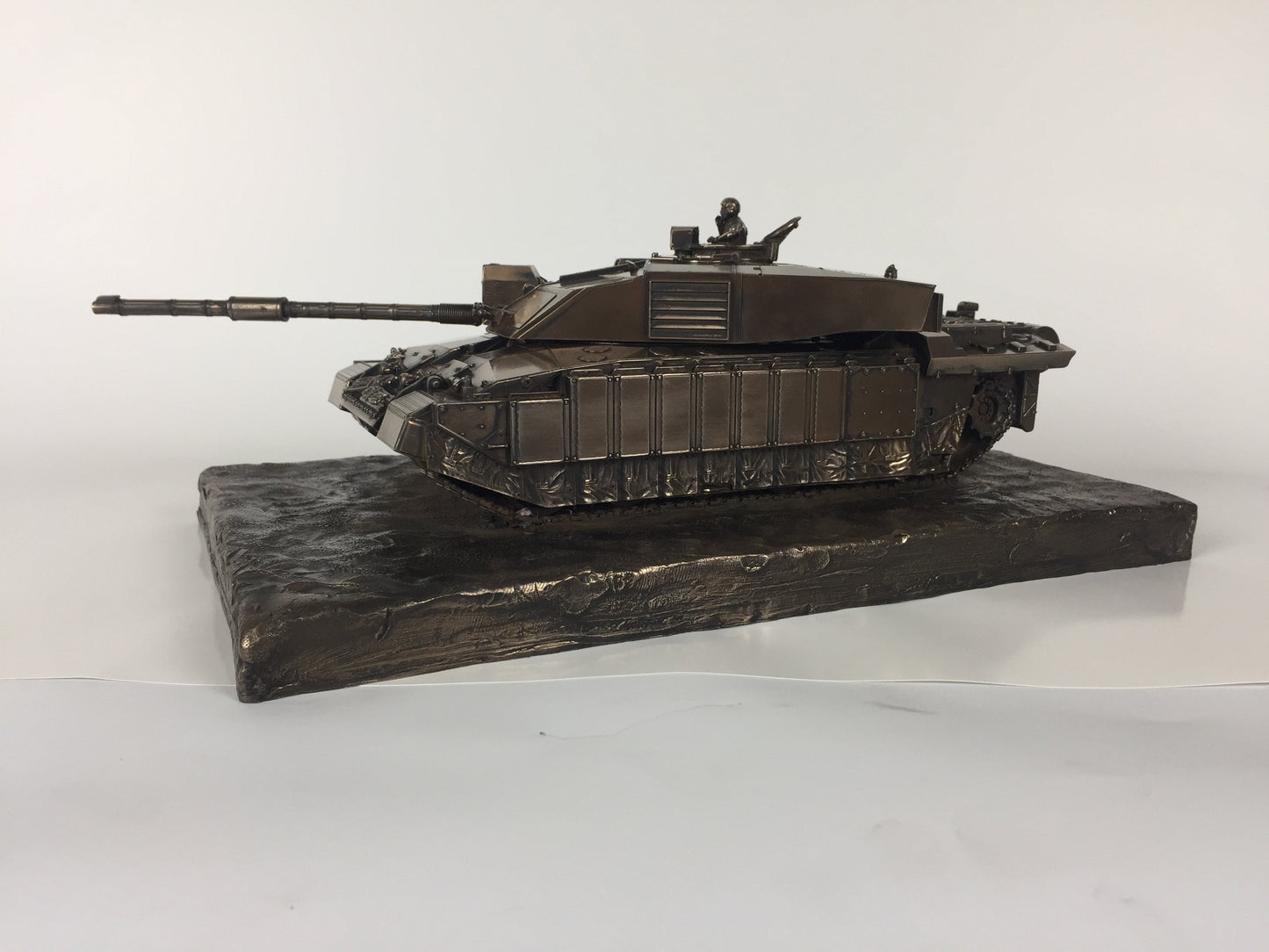 Challenger 2 Desertised Main Battle Tank Cold Cast Bronze Statue