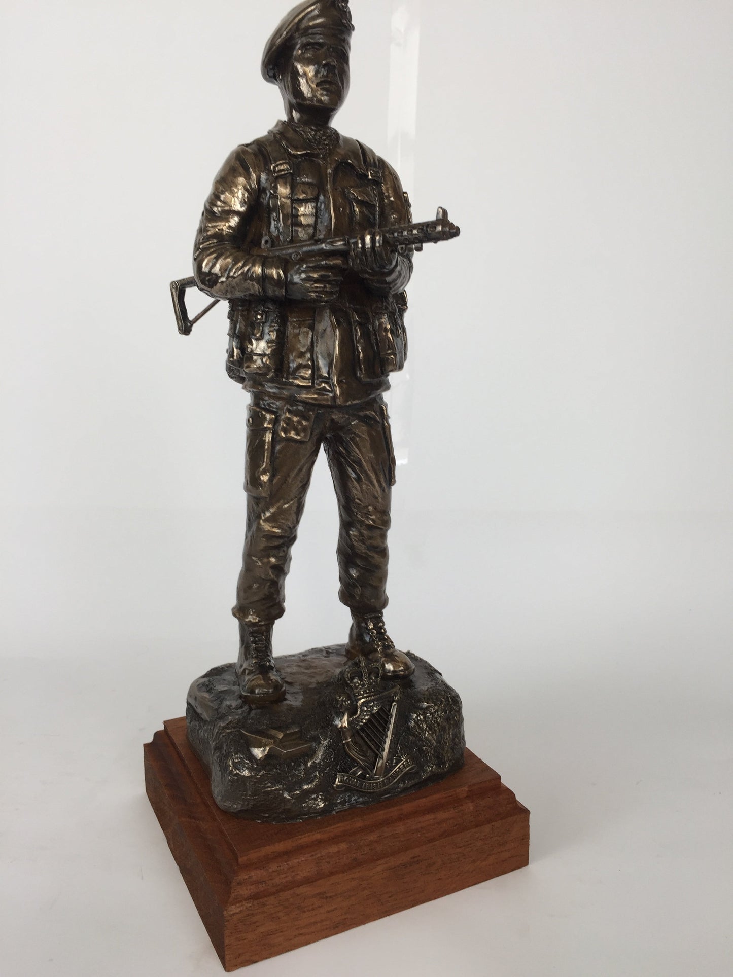 Royal Irish Ranger, Northern Ireland Patrol with Caubeen and SMG