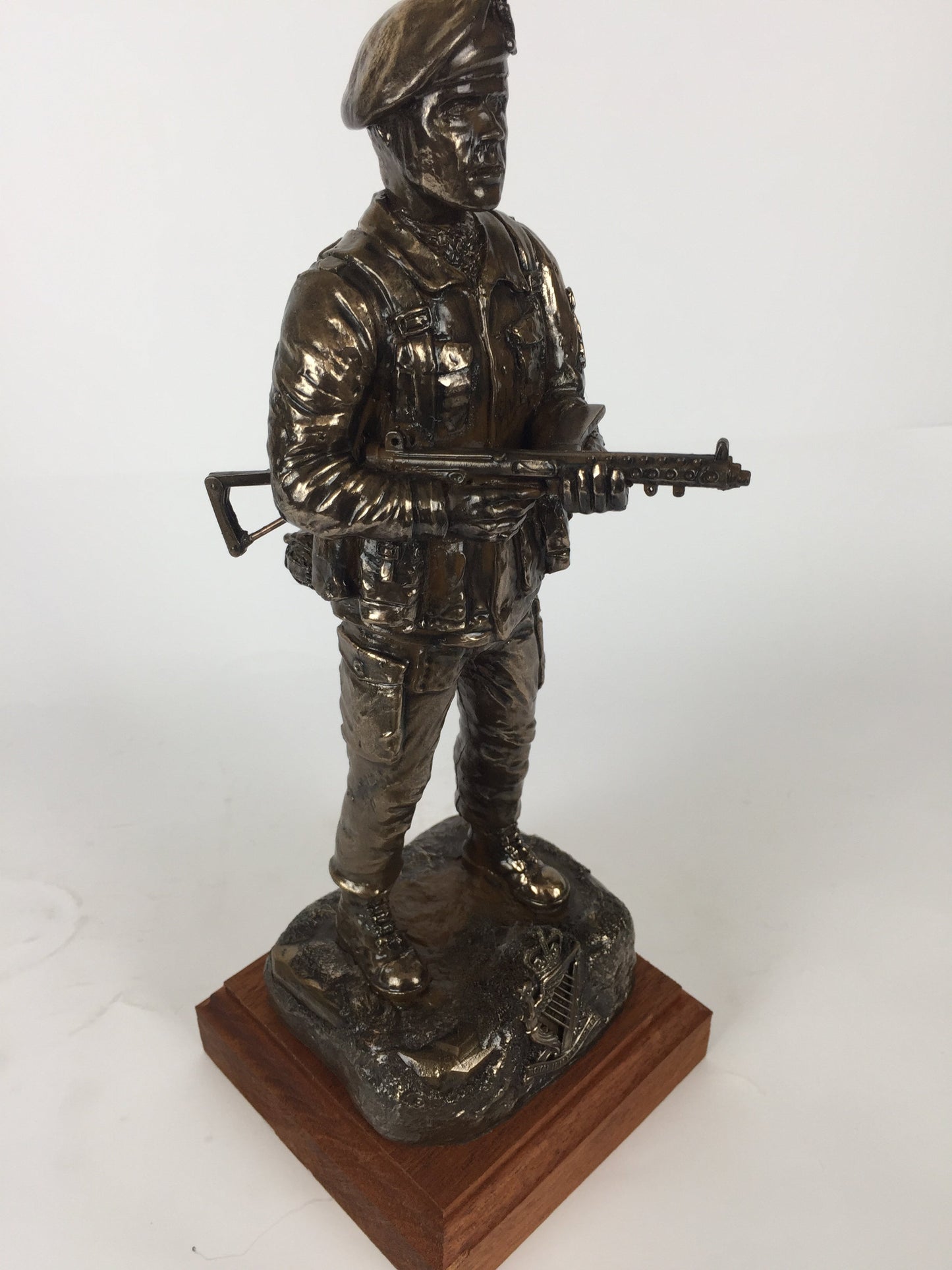 Royal Irish Ranger, Northern Ireland Patrol with Caubeen and SMG