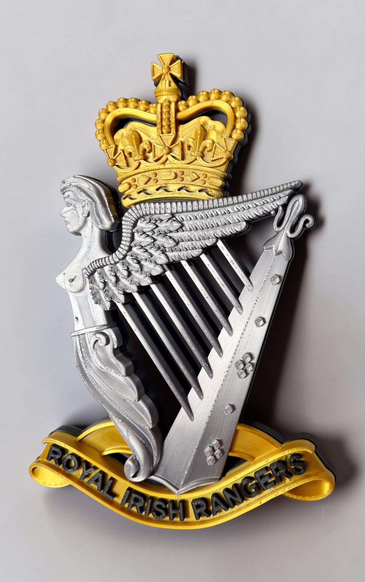 Royal Irish Rangers Cap Badge | Gold, Silver & Black | Officially Licensed
