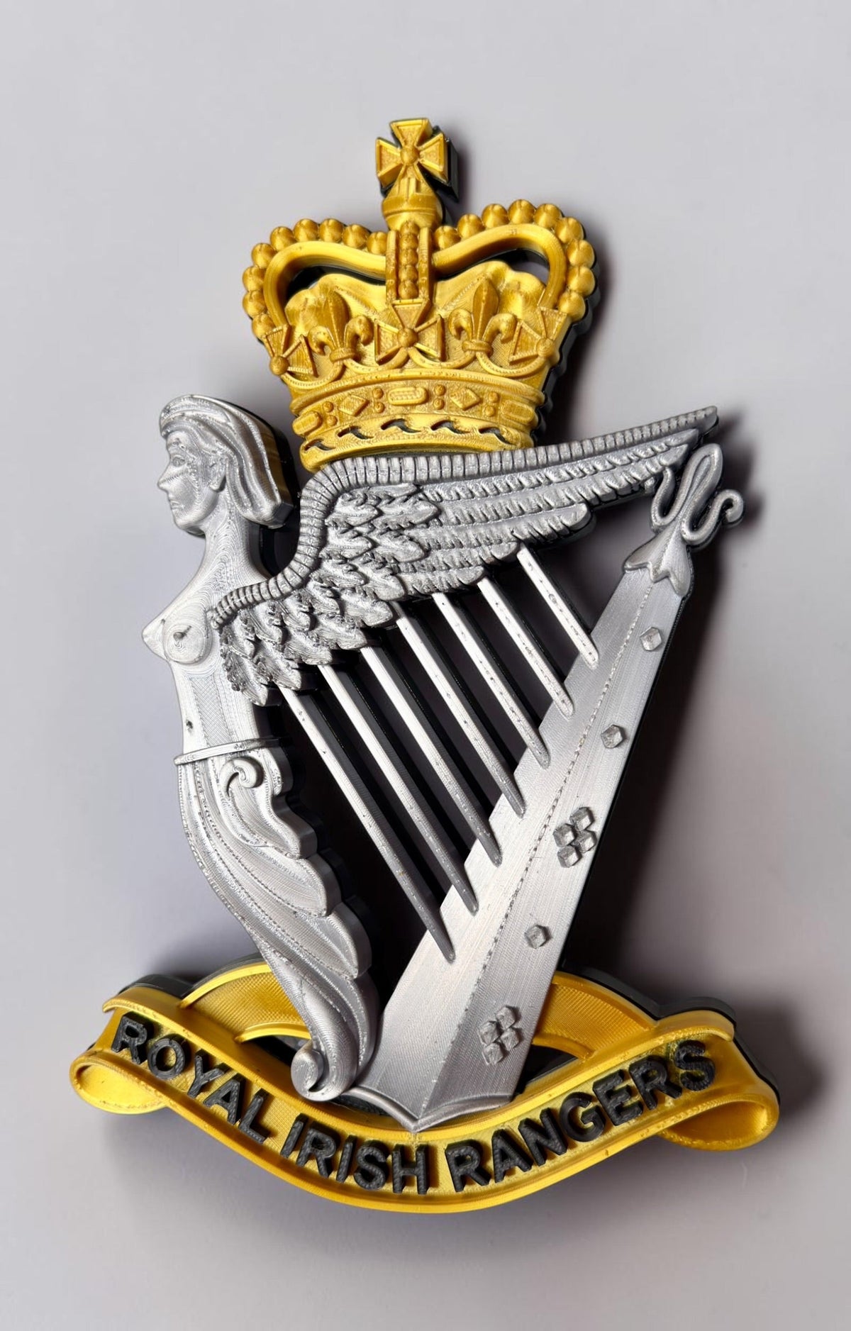 Royal Irish Rangers Cap Badge | Gold, Silver & Black | Officially Licensed