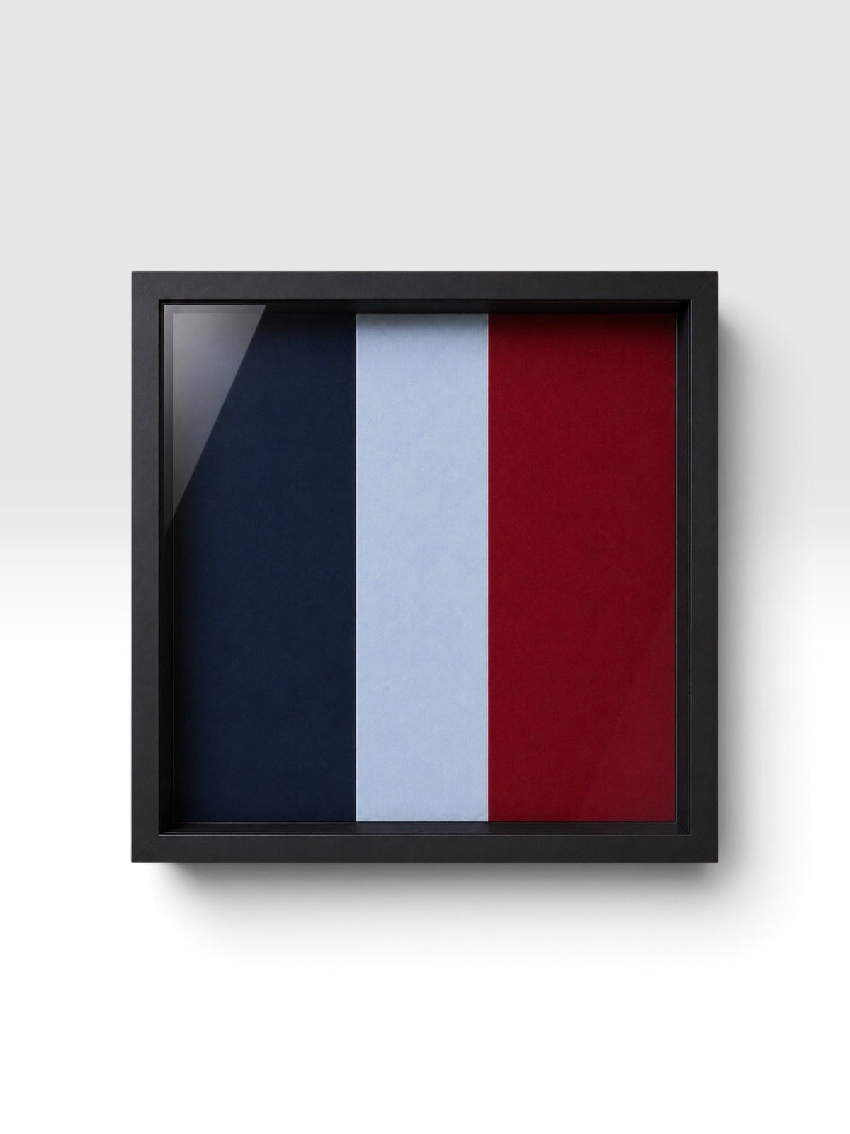 Royal Air Force Emblem – King's Crown (MOD Portal Artwork) Display Frame | Officially Licensed