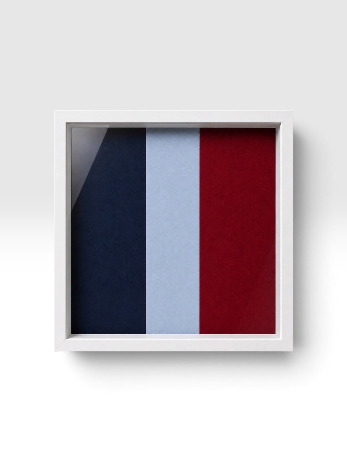 Royal Air Force Emblem – King's Crown (MOD Portal Artwork) Display Frame | Officially Licensed